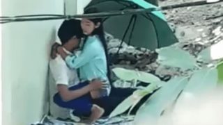 Sa Likod ng Umbrella ni Ella may Milagrong Ginagawa